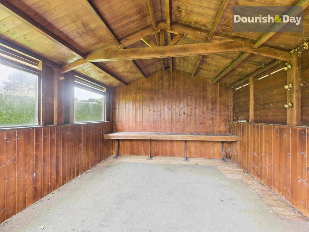 Summerhouse/Store Room