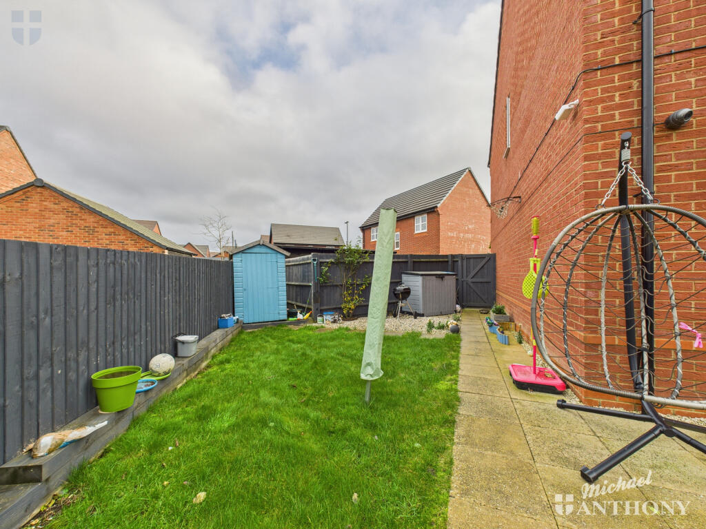 CAM03852G0-PR0493-STILL014