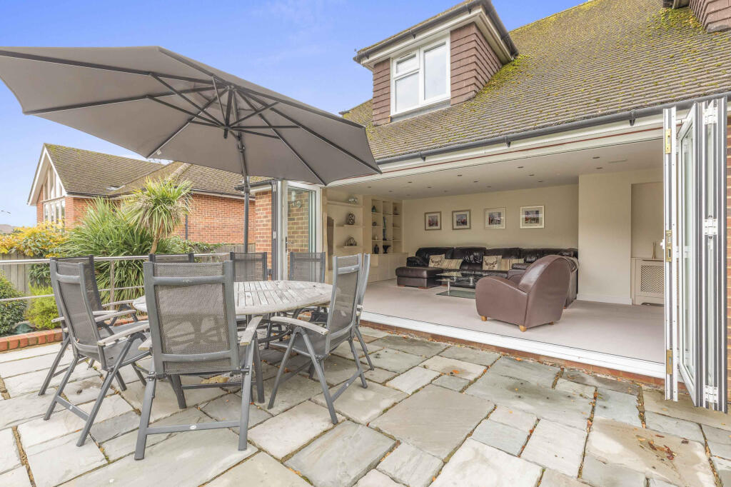 8 Spinfield Lane West, SL7 2DB (LOW RES)-23