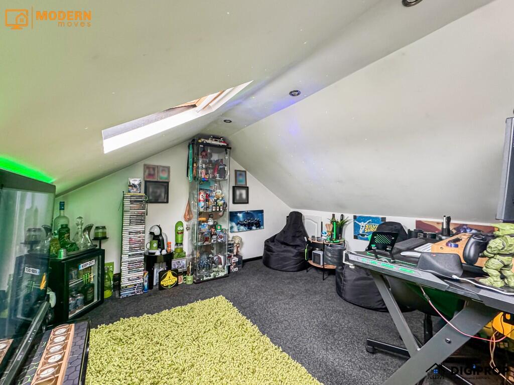 loft room / bedroom