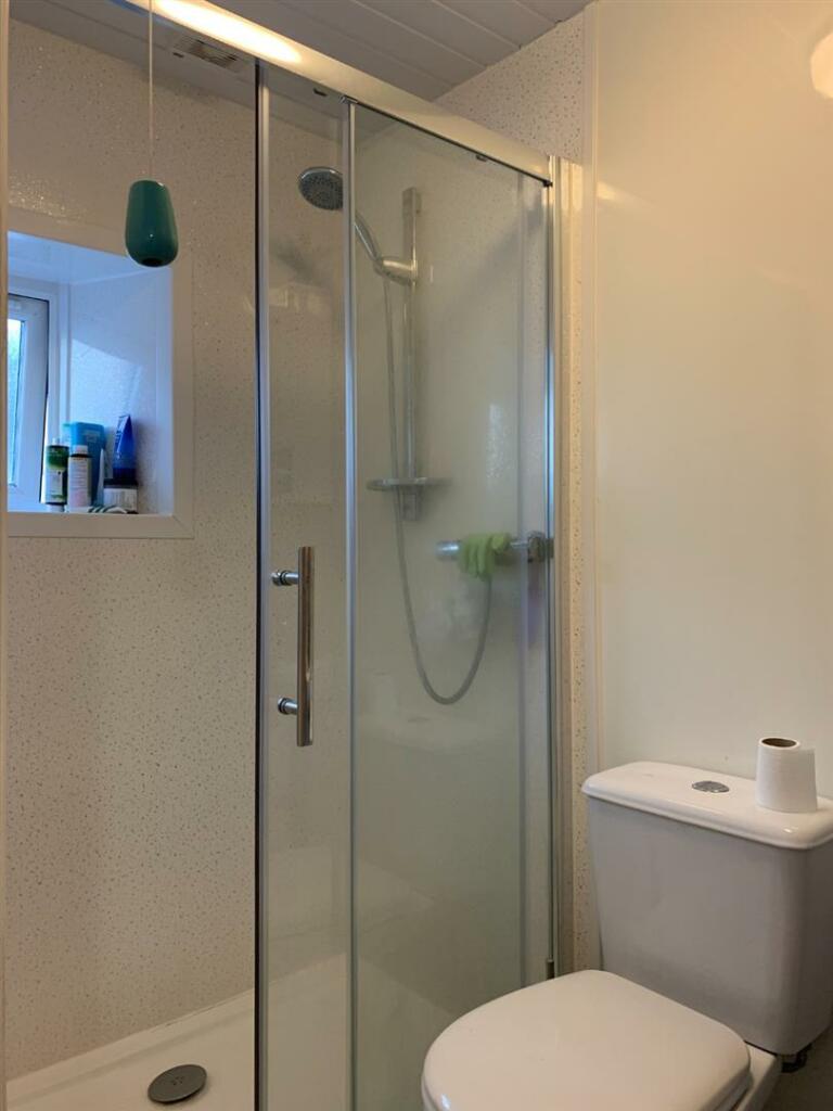 Shower room.jpeg