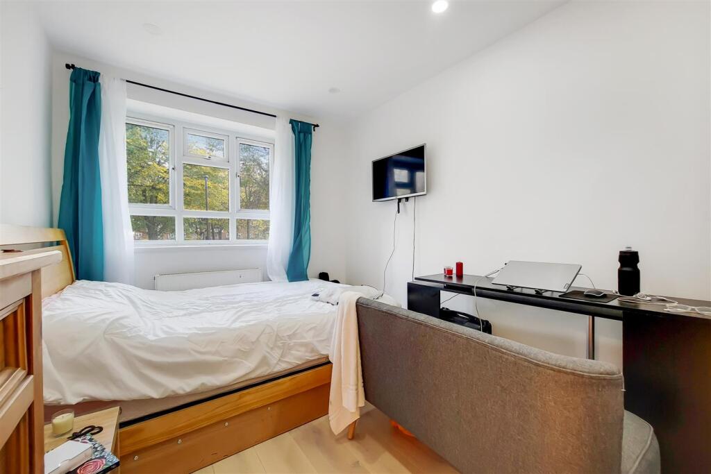 5_Bedroom 2-0.jpg