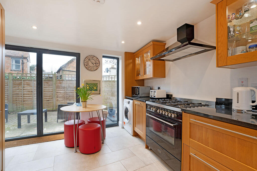 kitchen dining ro...