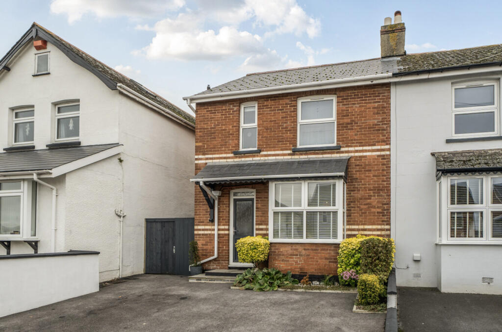 1384885-21-692712...