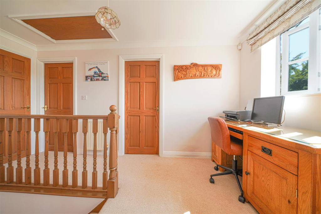 Landing 2 Valley.png