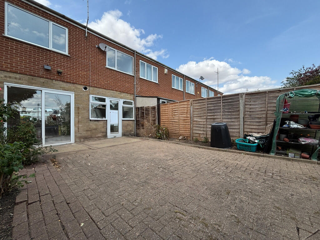 Rear Garden (2)