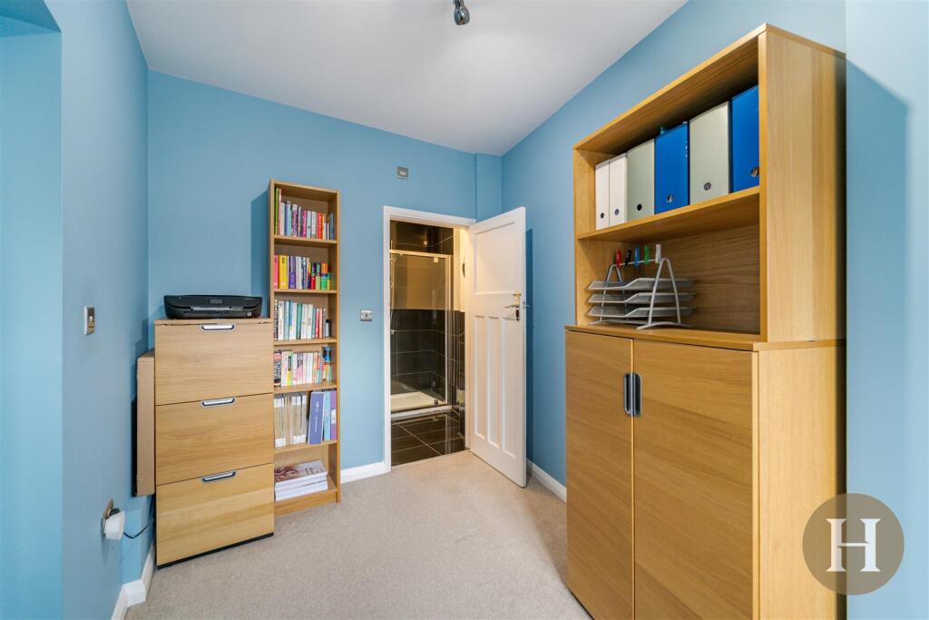 Hadleigh Estate Agents-4.jpg