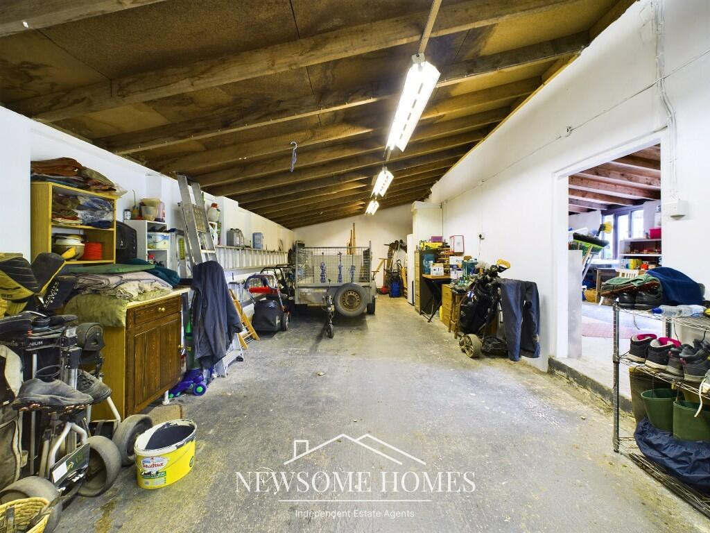 Garage 1