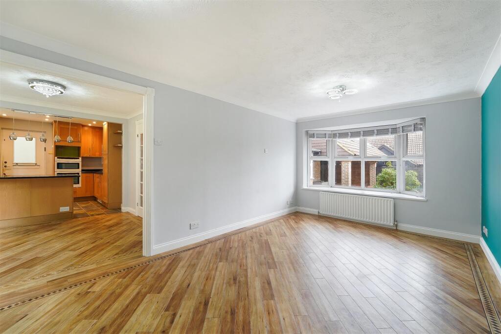 GREAT ELSHAMS, 40 (17).jpg