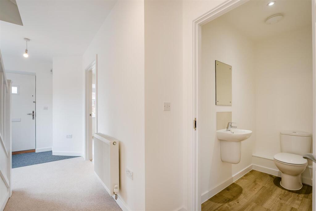 Front Entrance &amp; WC.jpg