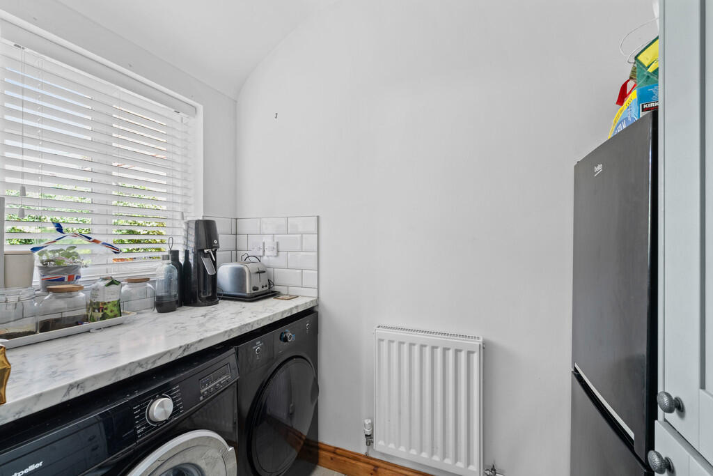 32 Overleigh Road...