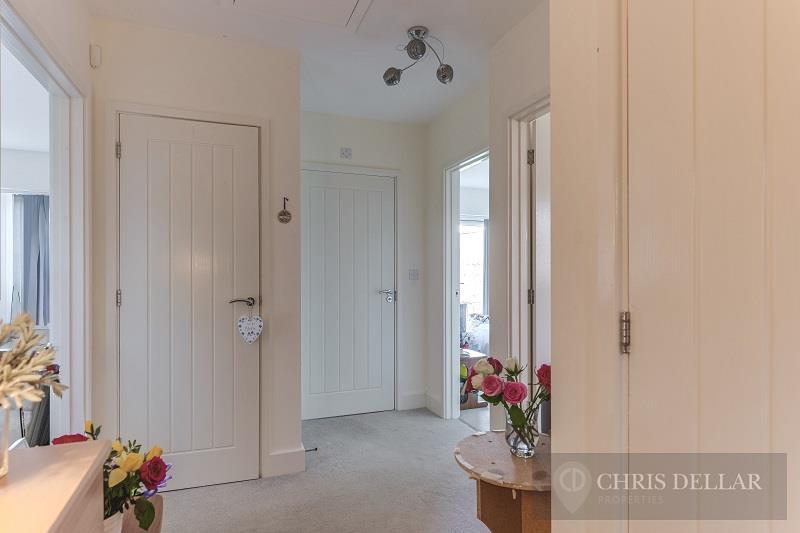 7 Hurry Close WM-4.jpg