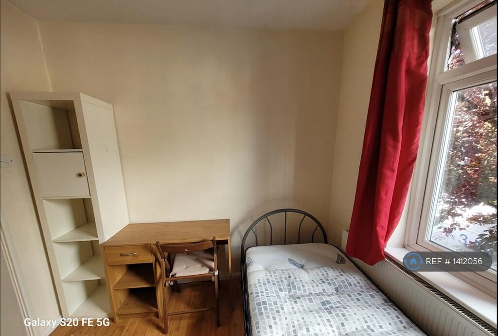 Single Bedroom
