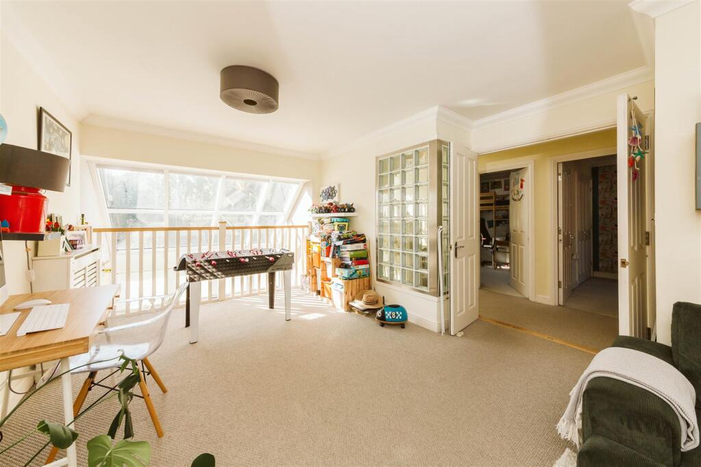 Royal Victoria Park 35 (7).jpg