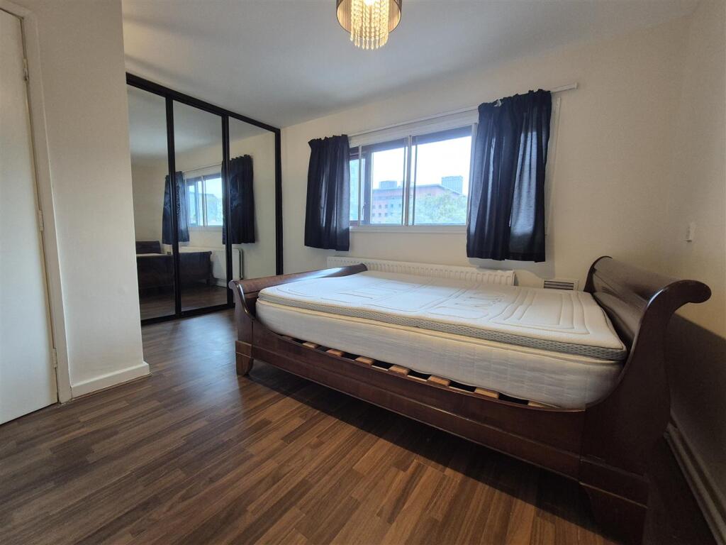 Bedroom.jpg