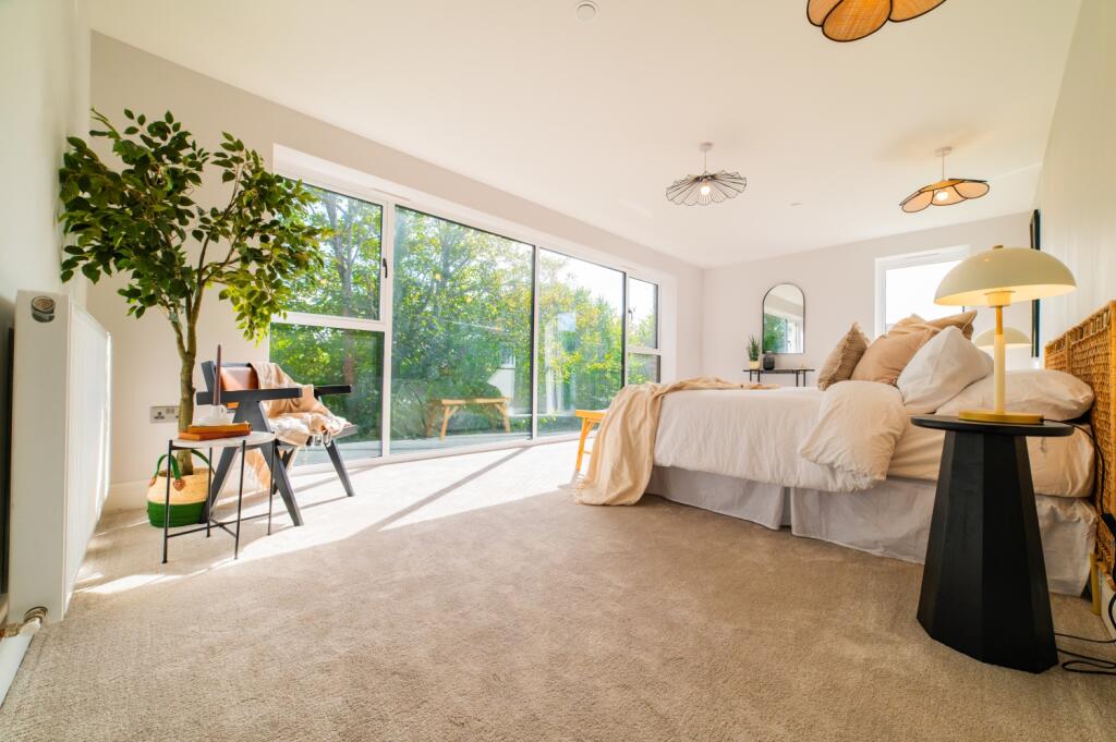 Award-winning Media team on EVERY Listing_53