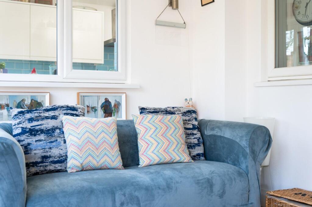 STONELEIGH PARK ROAD, (17).jpg