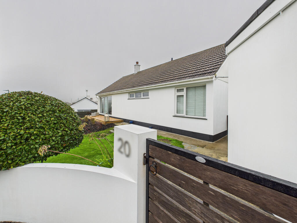 CAM05627G0-PR0019-STILL039