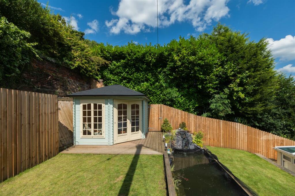 8 Runcorn Road-039.jpg