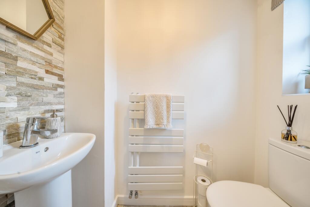 1372109-4-68f8e2d3e8df5