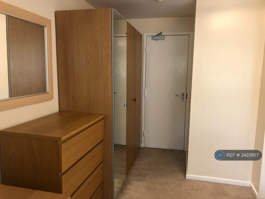 Chest Of Draws And Wardrobe