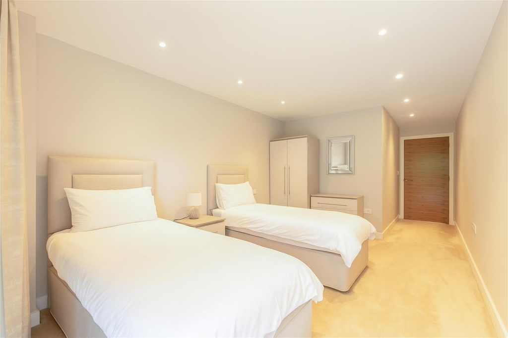 93634_Flat-10-56-The-Avenue  (12).png