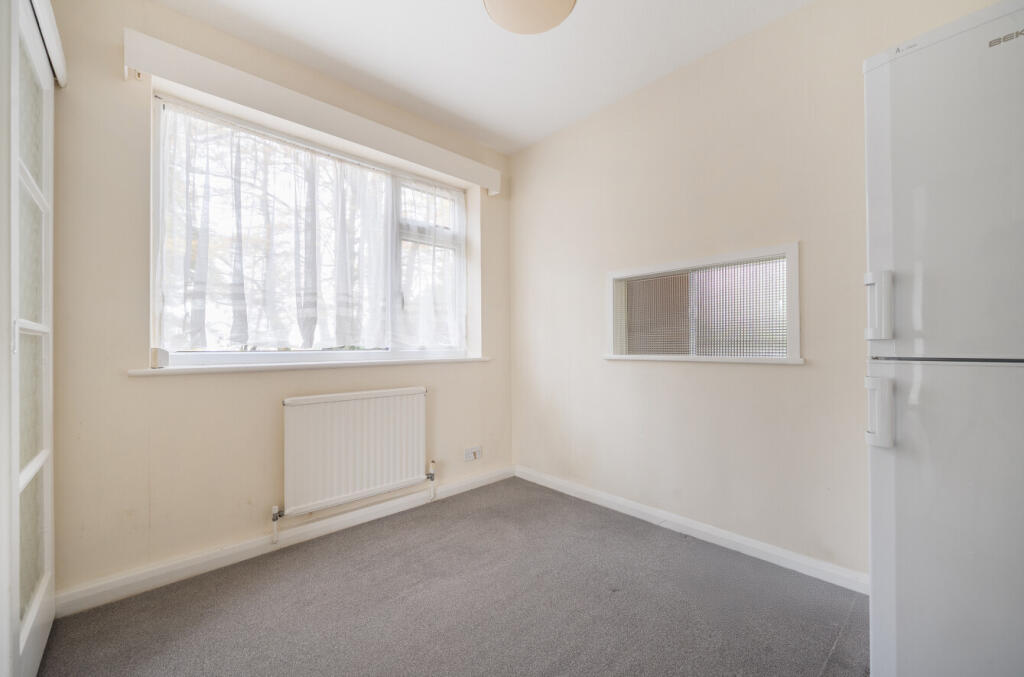 1375093-21-690894...