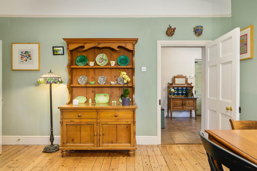 Kitchen/family room