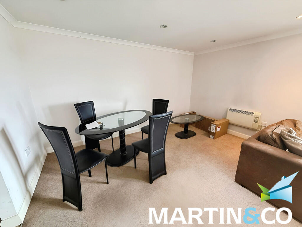 32fa47c9-IMG-2025...