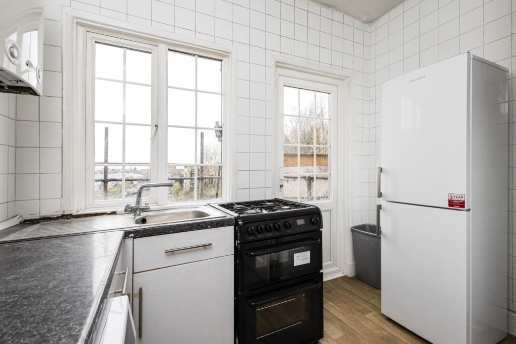 279C Finchley Road-0170