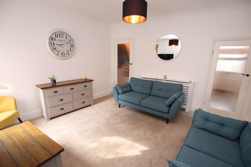 Lounge photo 2