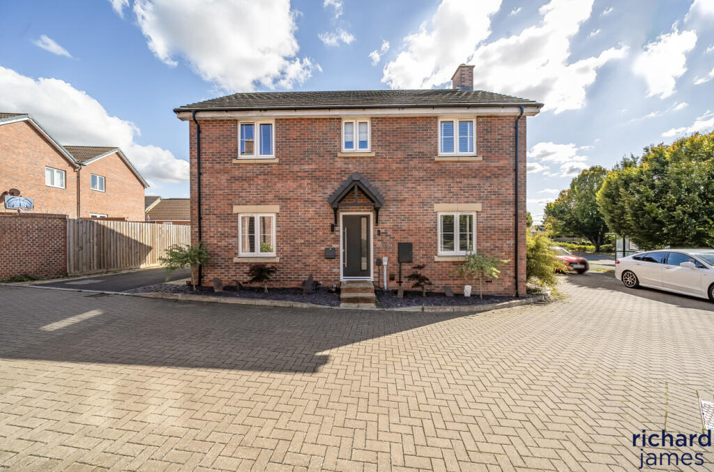 38e40657f9cd422b8445af5c503bdfa3