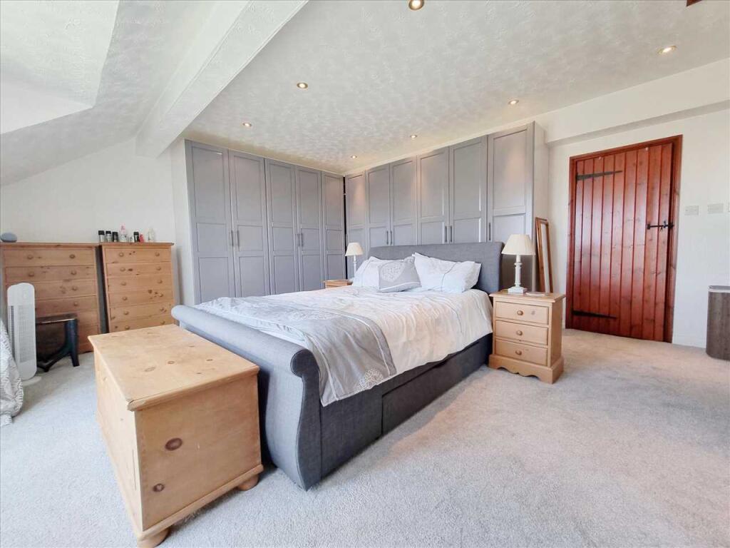 Bedroom 1: