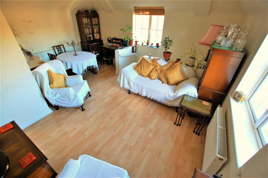 Dual Aspect Lounge/diner