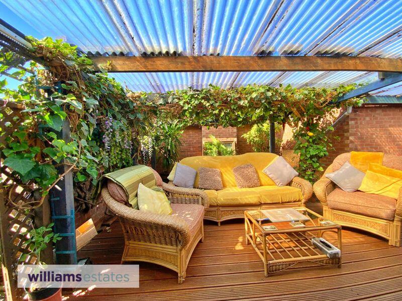 Covered outdoor room 