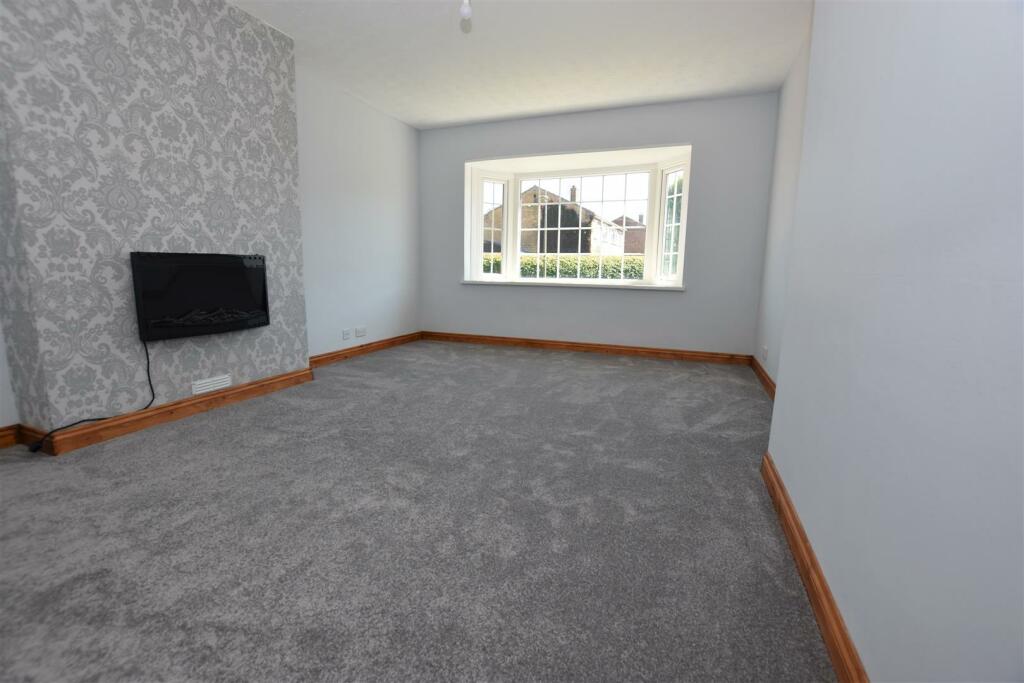 Lounge.jpg