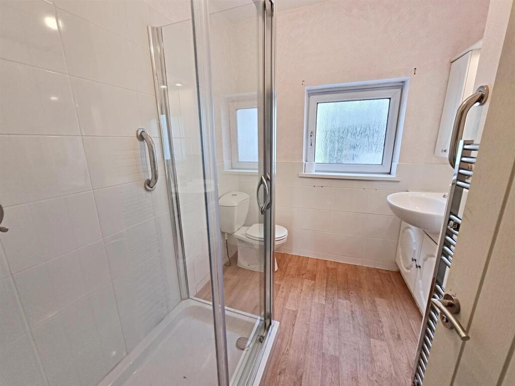 Shower Room/WC