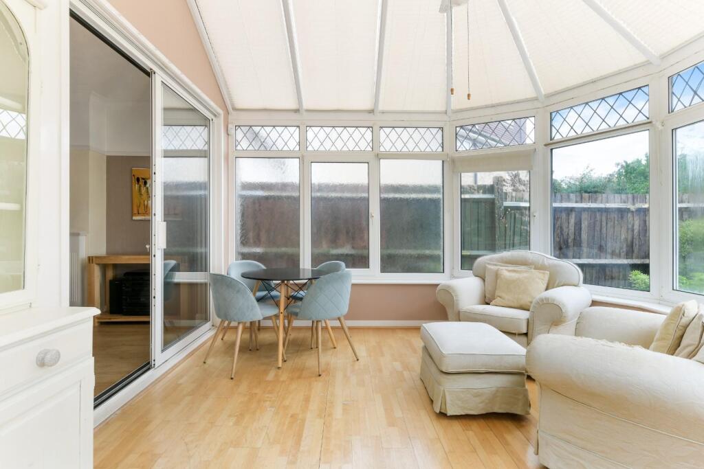 SANDRINGHAM ROAD (11).jpg