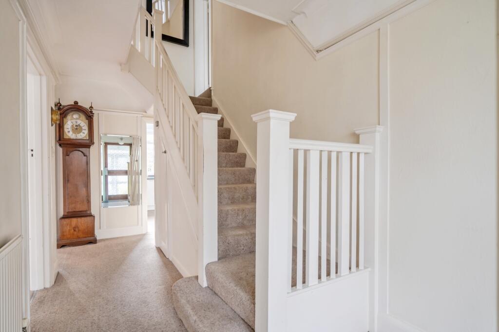 1388283-11-693fe9200c13e