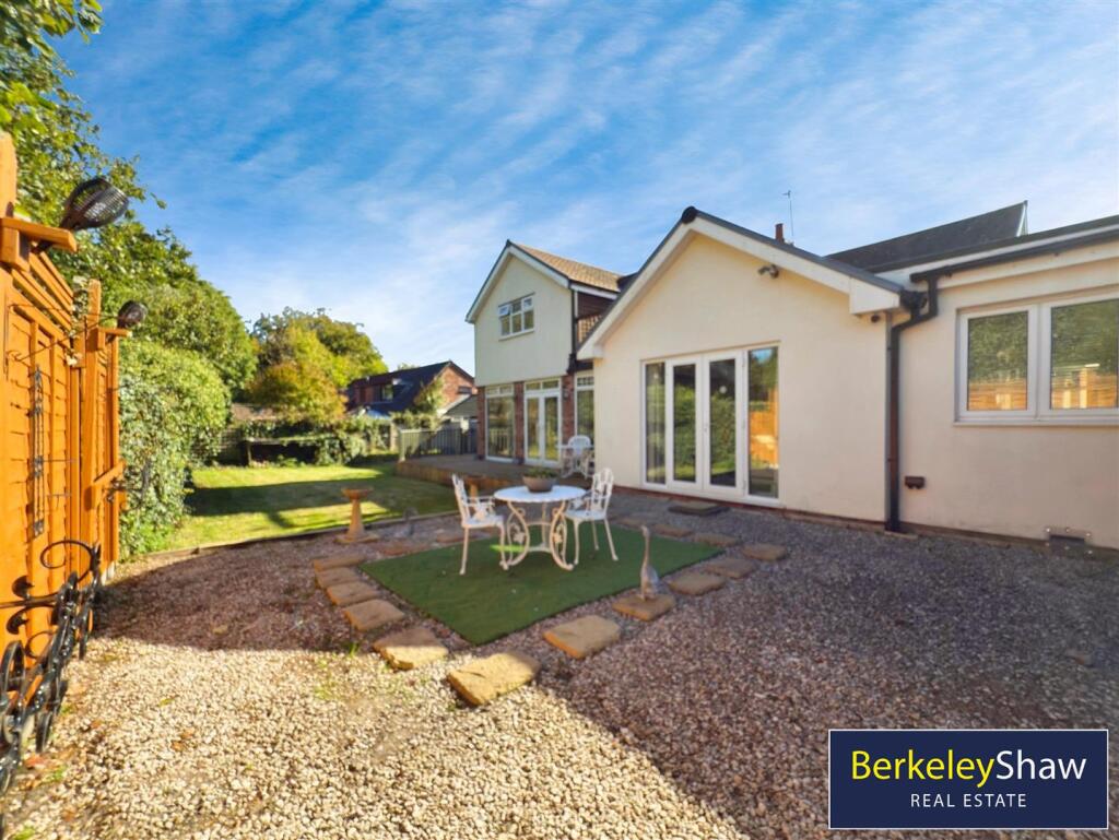 47566ef4--4E4A-A717-E3CF70DFE851-24598-000003860DD