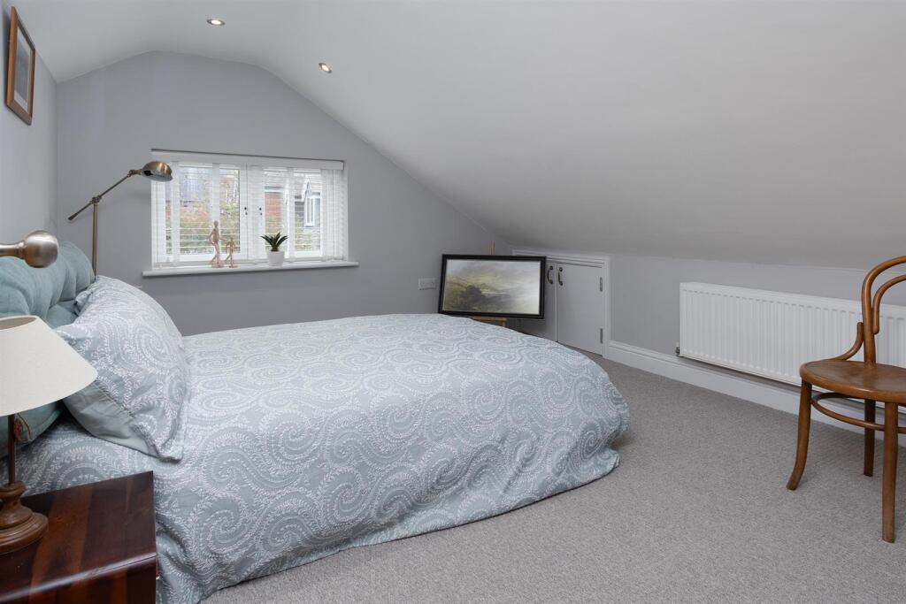 16 School Street, Church Lawford (12).jpg