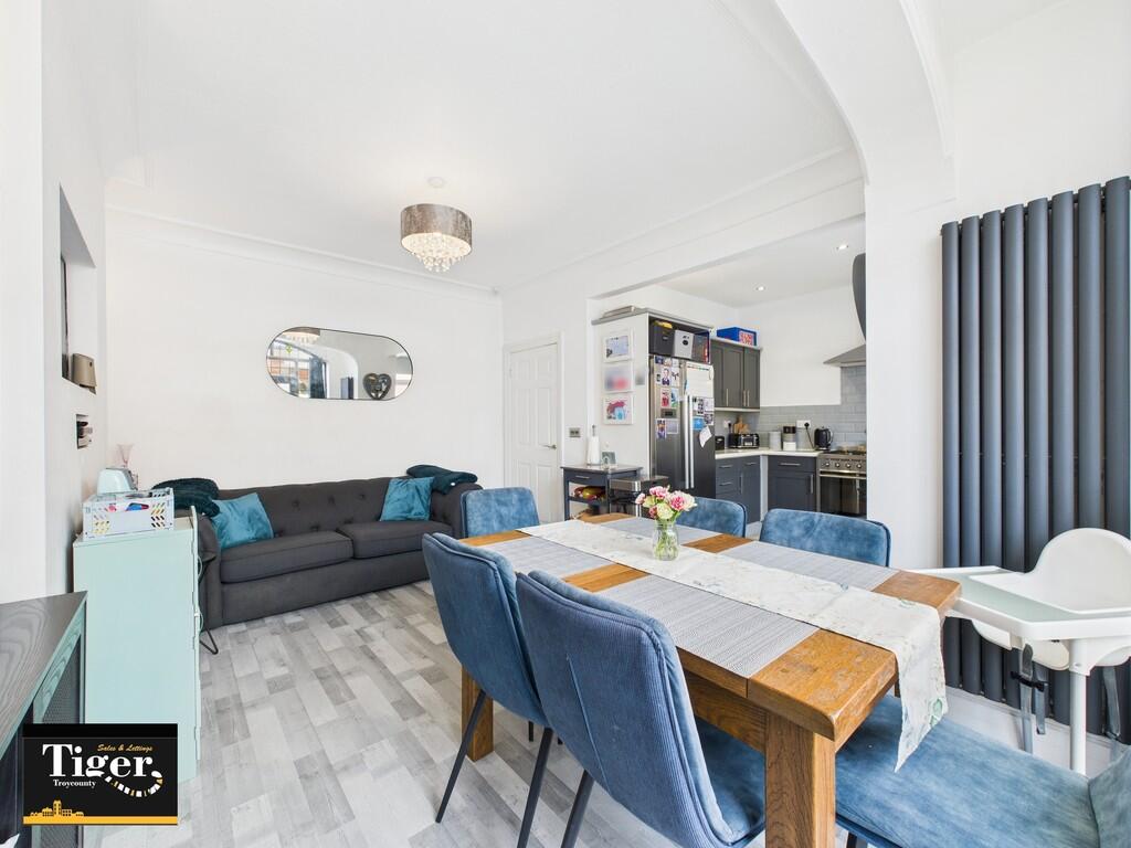 CAM03440G0-PR0359...