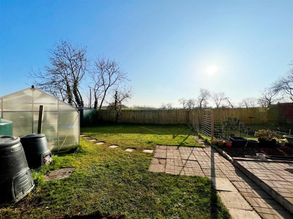Garden 4.jpg