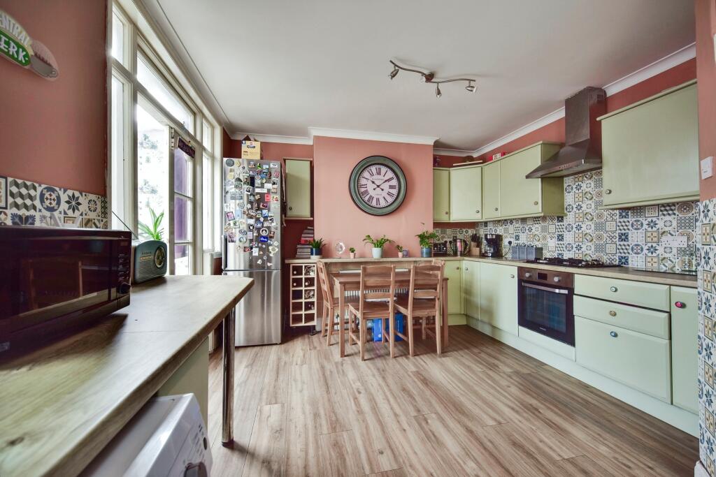 Open Plan Kitchen &amp; Dining Room