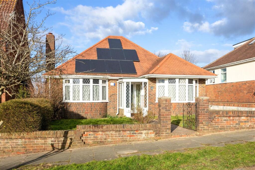 Larkfield Way 20 FRONT.jpeg