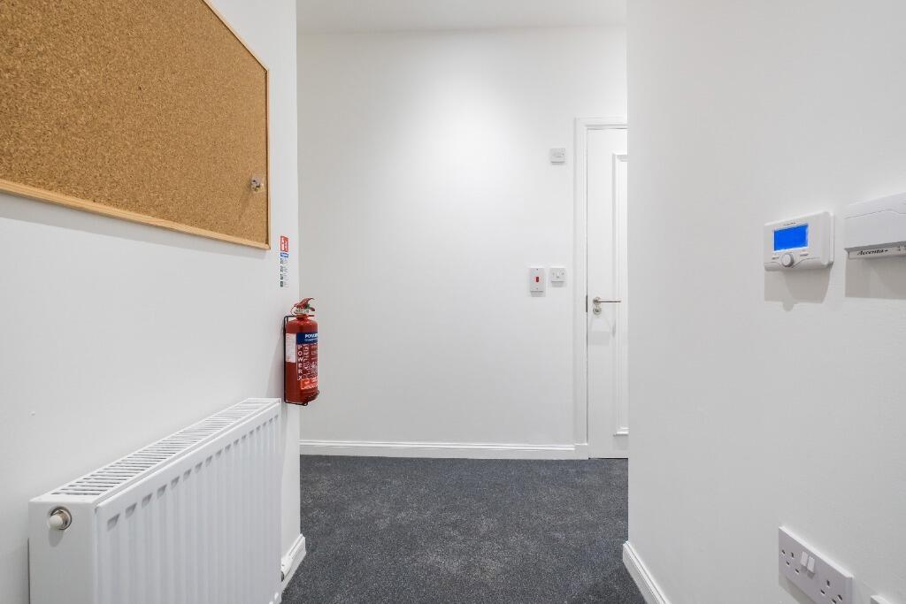 10_16871905685930.jp