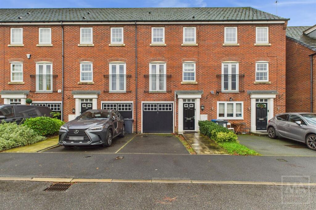 Ohio Grove, Great Sankey, WA5