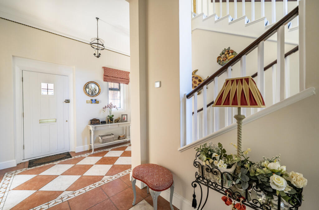 1361822-14-68e3b6...