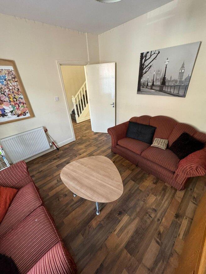 queen-anne-street-st4-2eq-992375