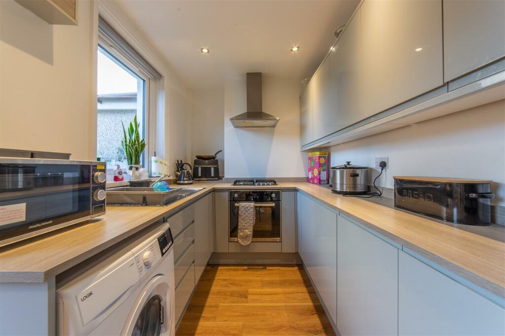 16 Clark Avenue-12.jpg